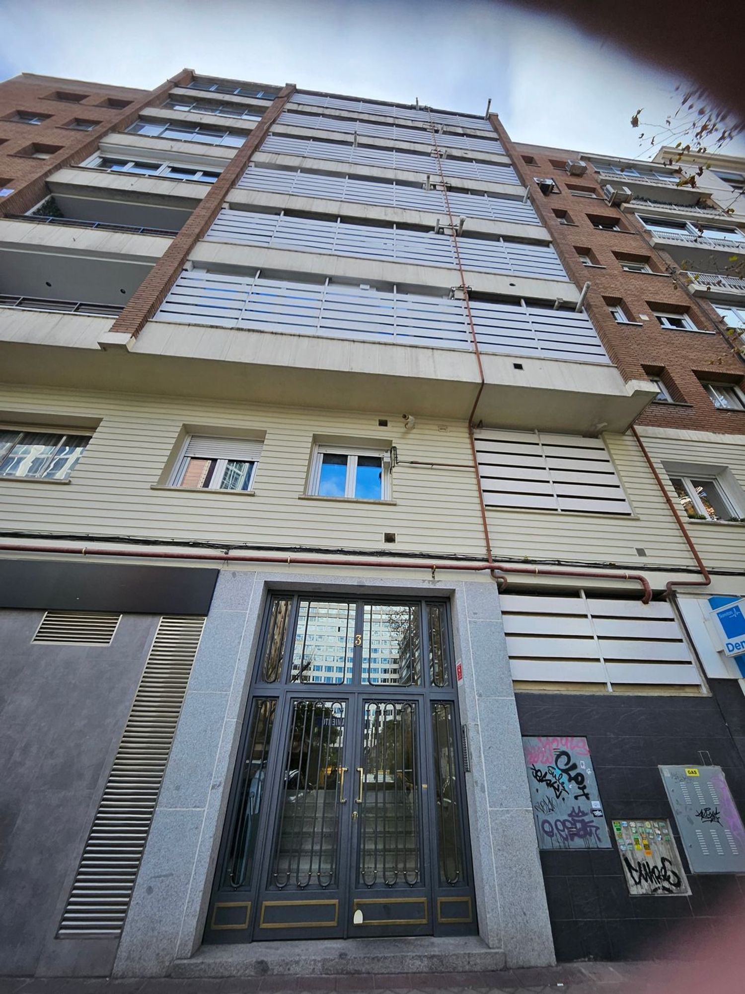 Piso en calle del Pintor Juan Gris, 3