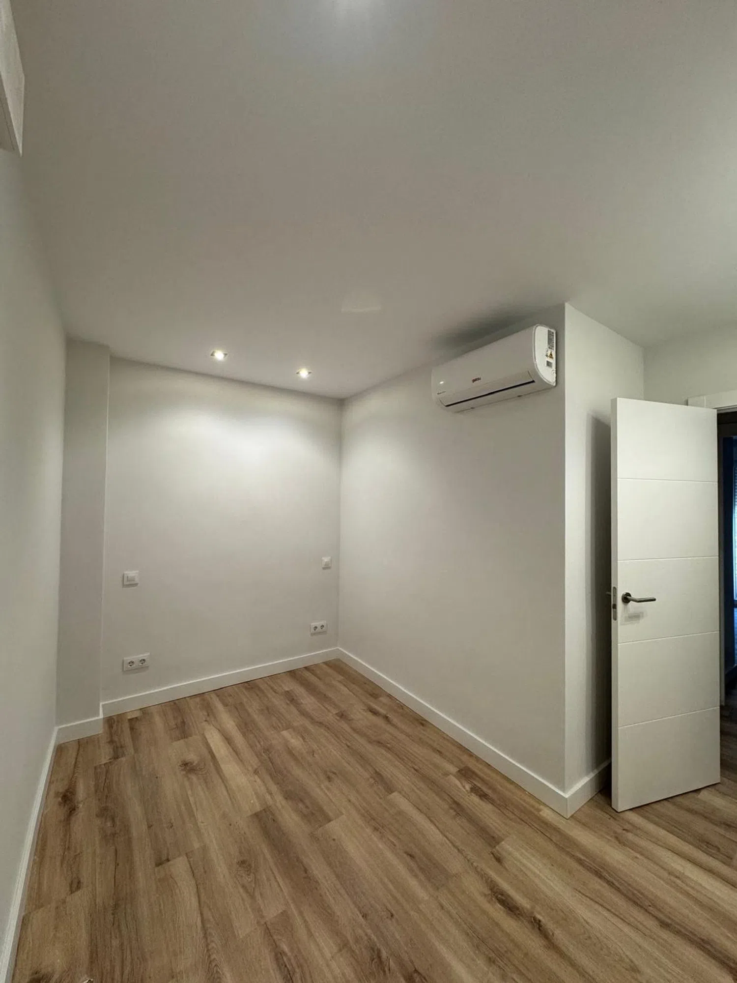 Piso en calle de la Constancia, 32 - Foto 4