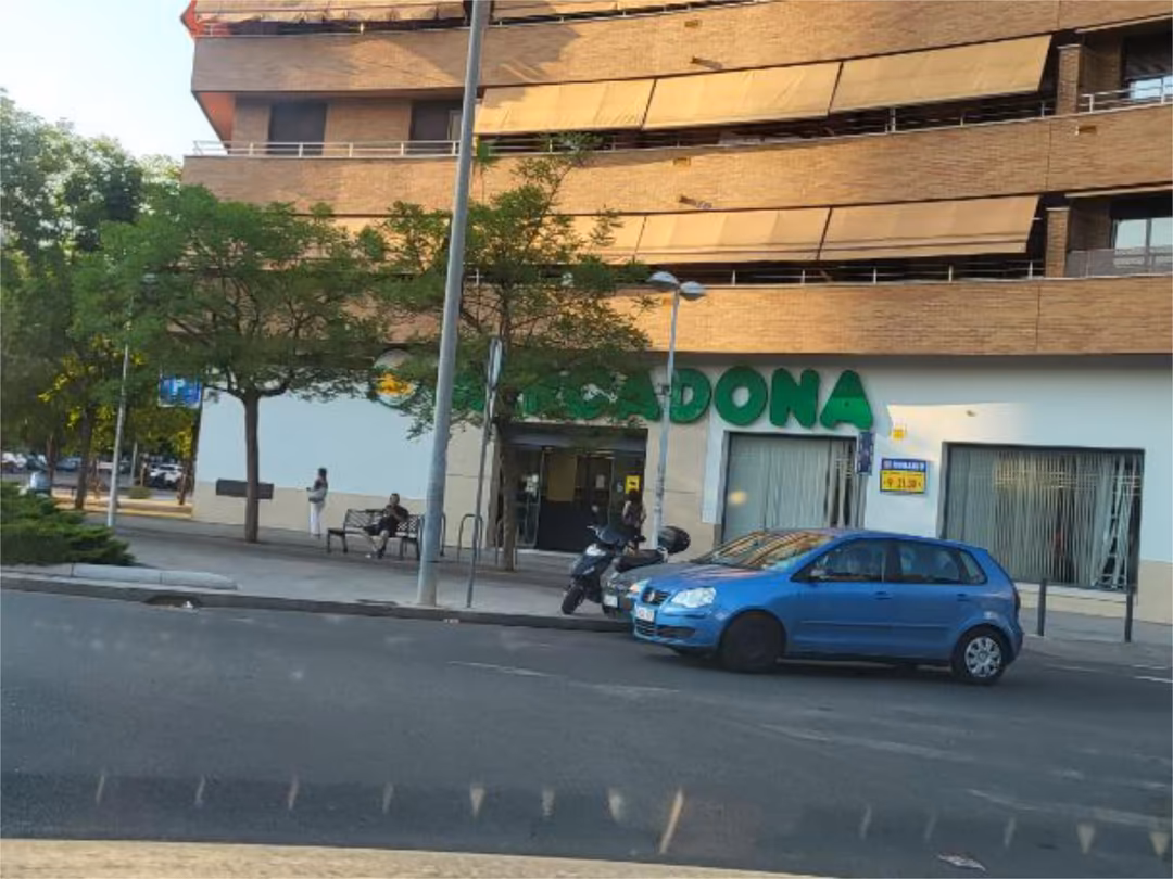 Piso en  Avenida Cañito Bazán 2