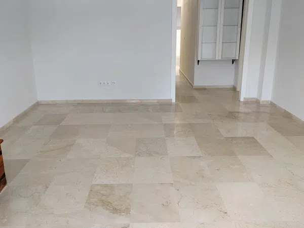 Piso en Calle Conde de las Navas - Foto 4