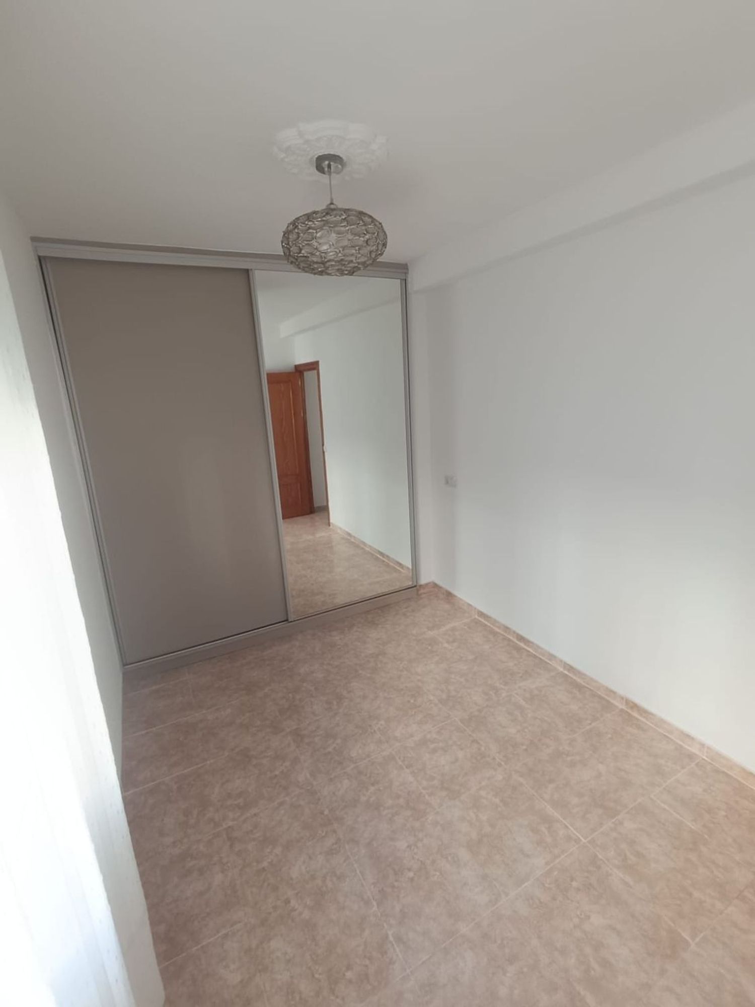 Piso en calle Pérez Galdós, 14 - Foto 3