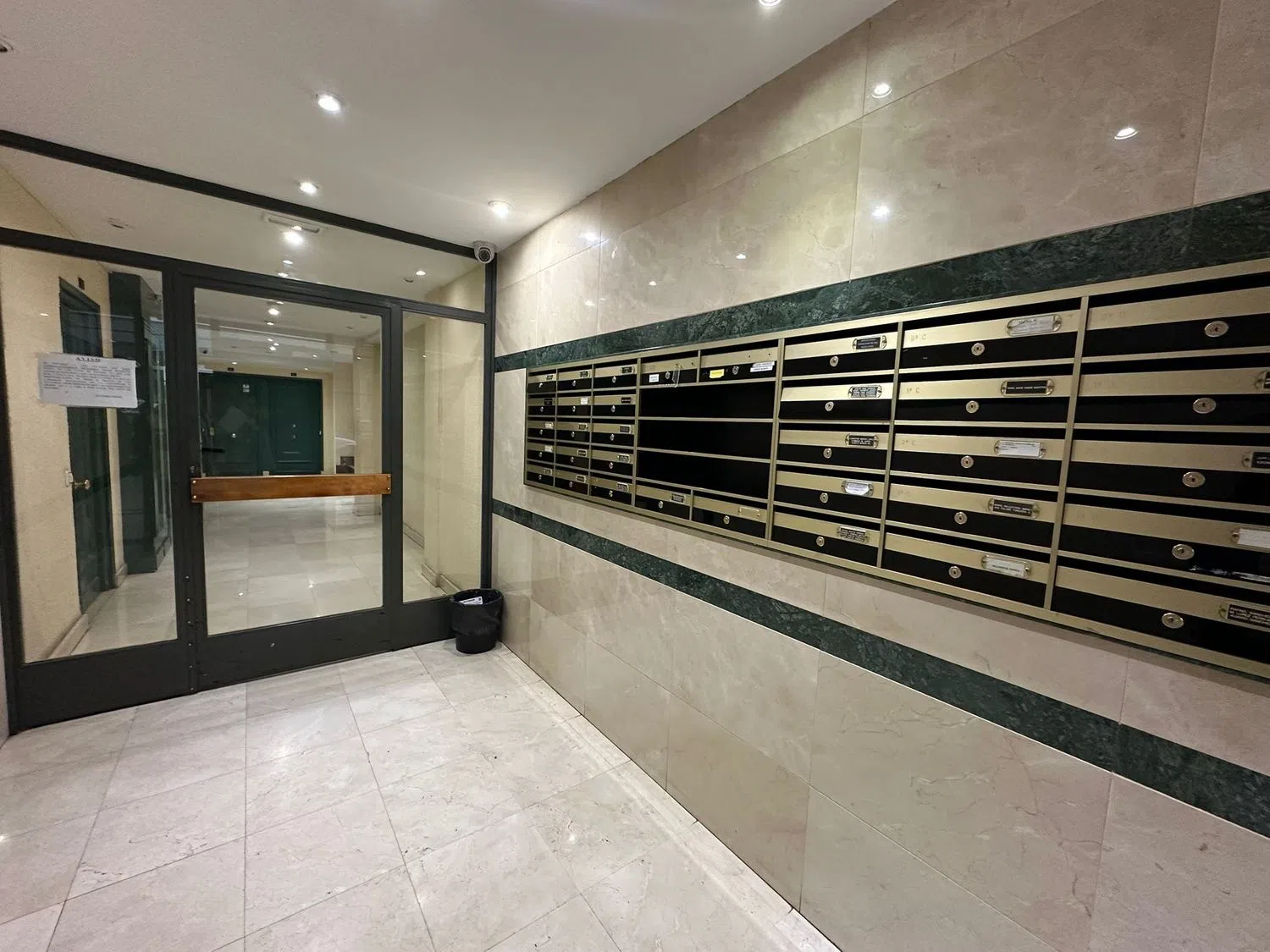 Estudio en Barrio Salvador - Foto 12