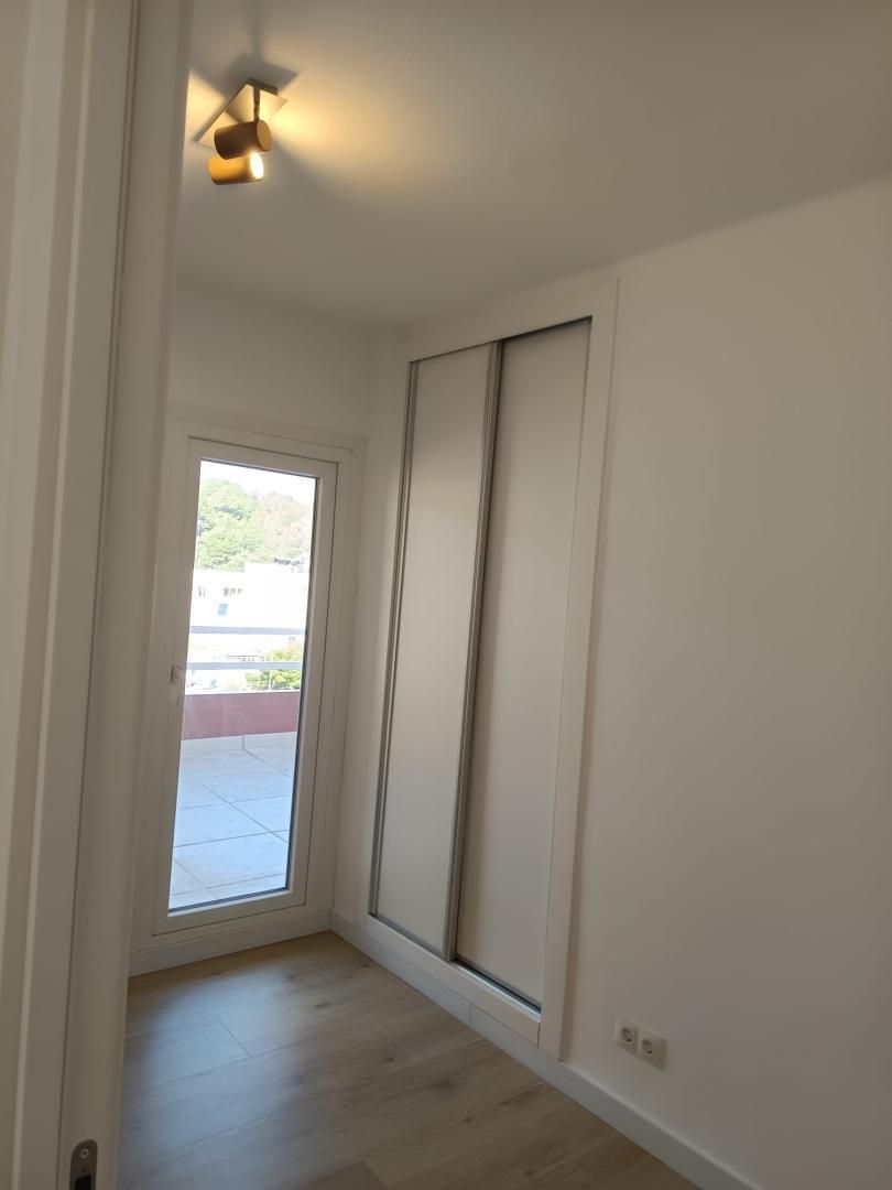 Piso en  Carrer de Bellver 10 - Foto 5