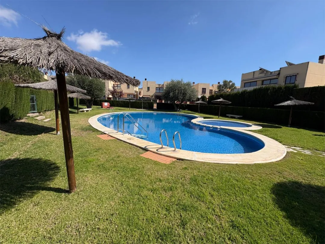 Chalet en  Carrer Capricorn 9 - Foto 9