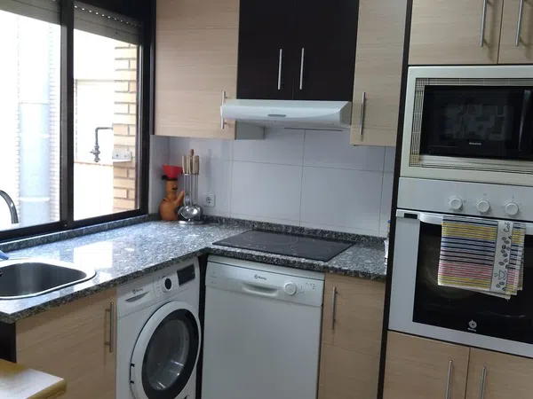 Piso en calle del Monasterio de Poblet, 31 -33 - Foto 7