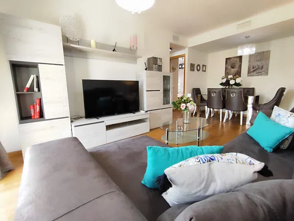 Piso en calle Castañer Gallardo, 2