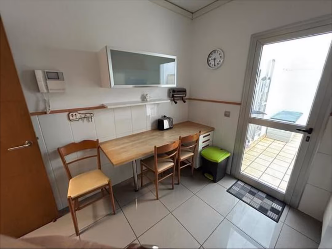 Piso en León y Castillo - Foto 7