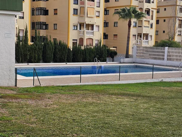 Piso en calle Rodrigo de Triana, 26 - Foto 1