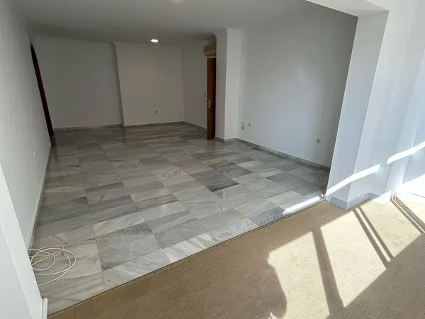 Piso en Calle Vélez Málaga, Malagueta - Monte Sancha - Foto 3