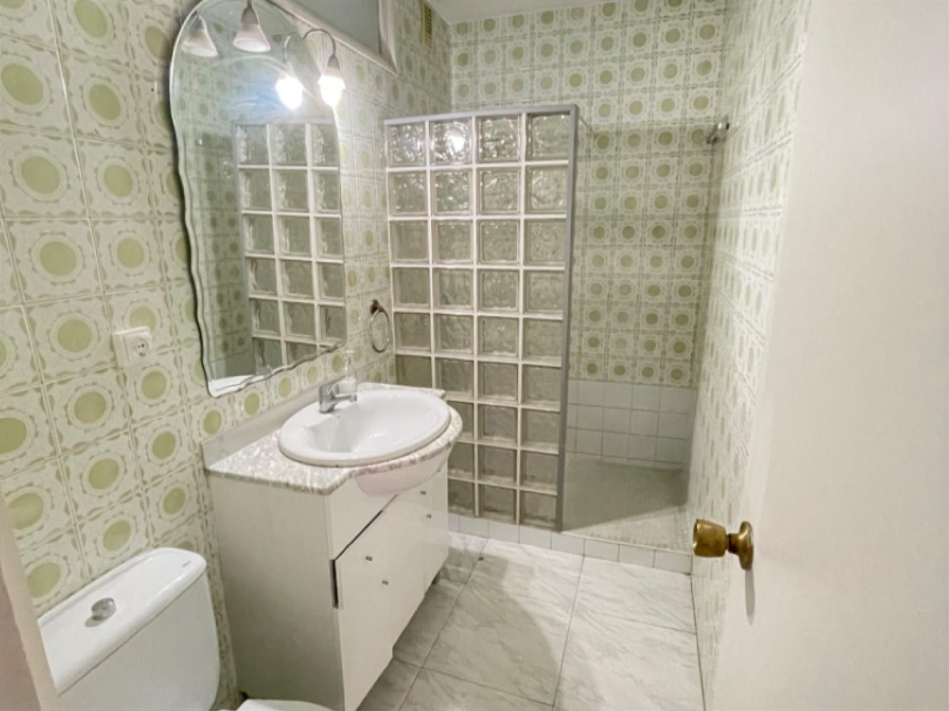 Piso en  Calle Obispo Frutos 4 - Foto 16