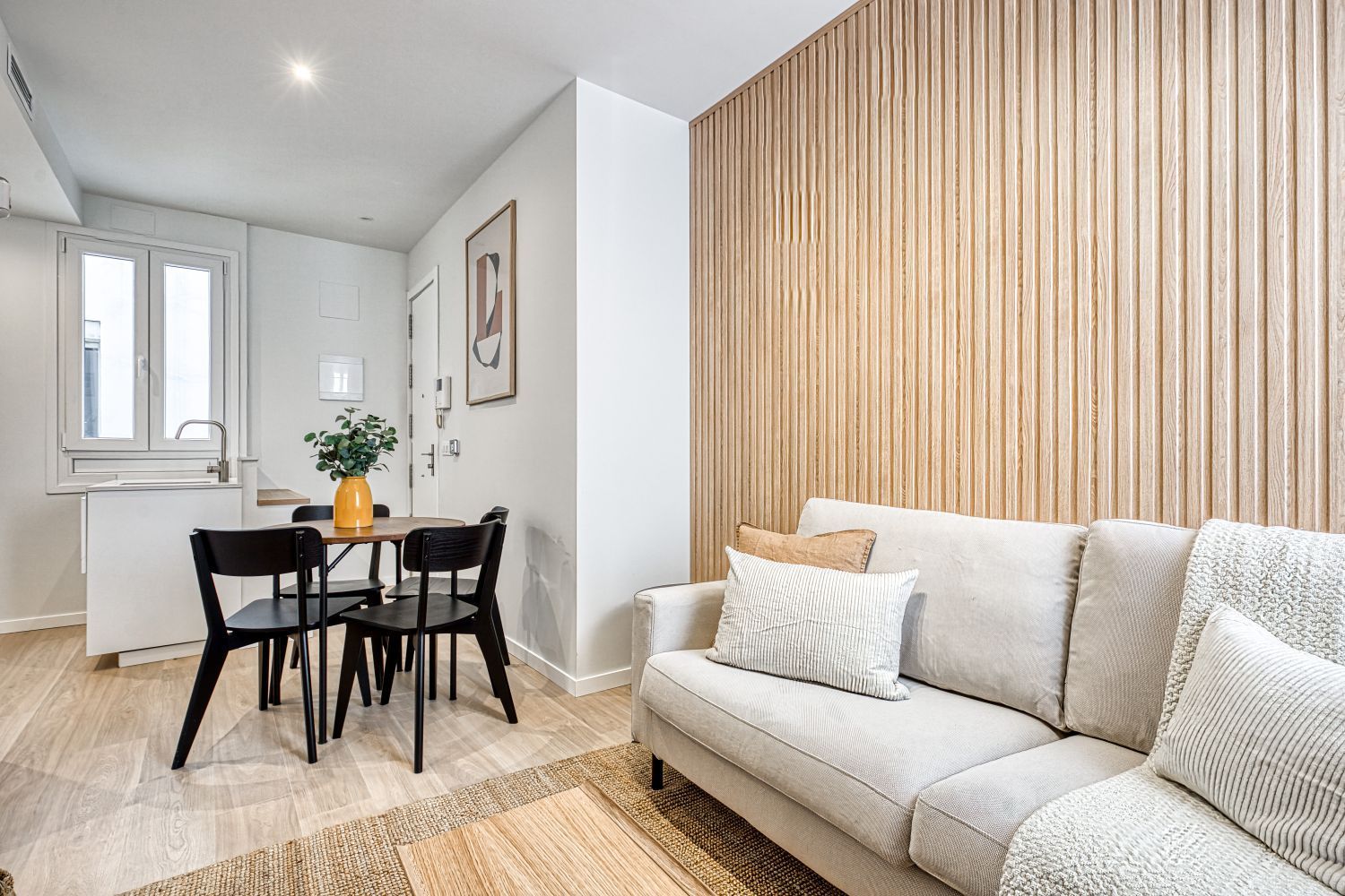 Piso en calle de Treviño - Foto 3