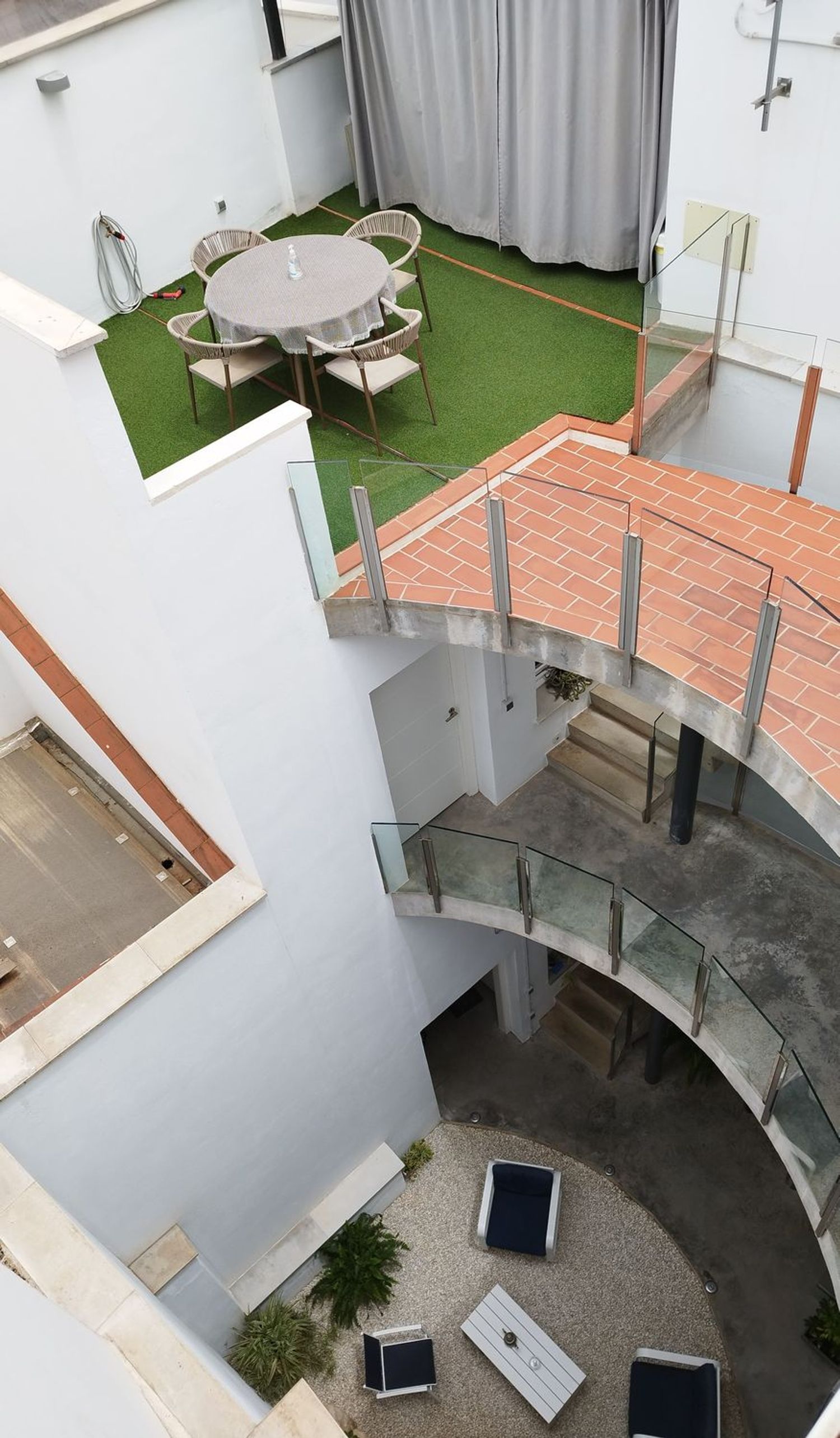 Estudio en plaza de la Corredera, 6 - Foto 20