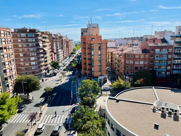 Piso en avenida del Tenor Fleta, 82
