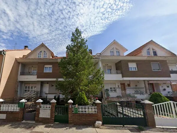 Chalet adosado en Calle Trajano, 6 - Foto 2