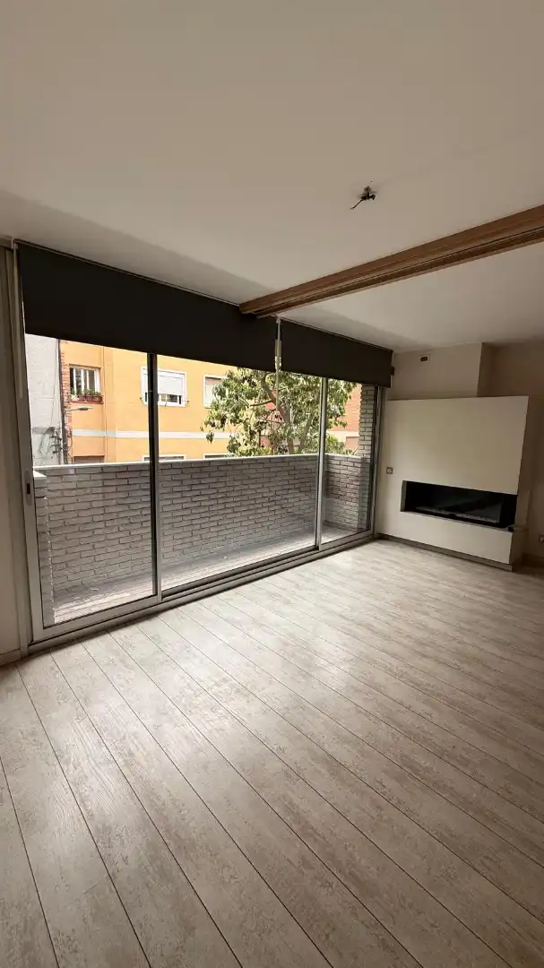 Piso en  Carrer de Sant Carles - Foto 2