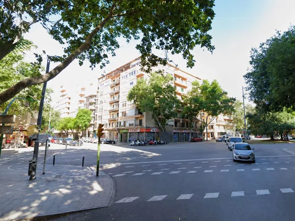 Piso en Arxiduc - Foto 1