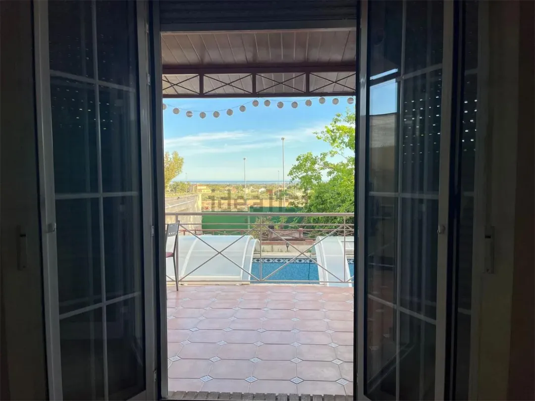 Piso en  Carrer Benejama 19 - Foto 5