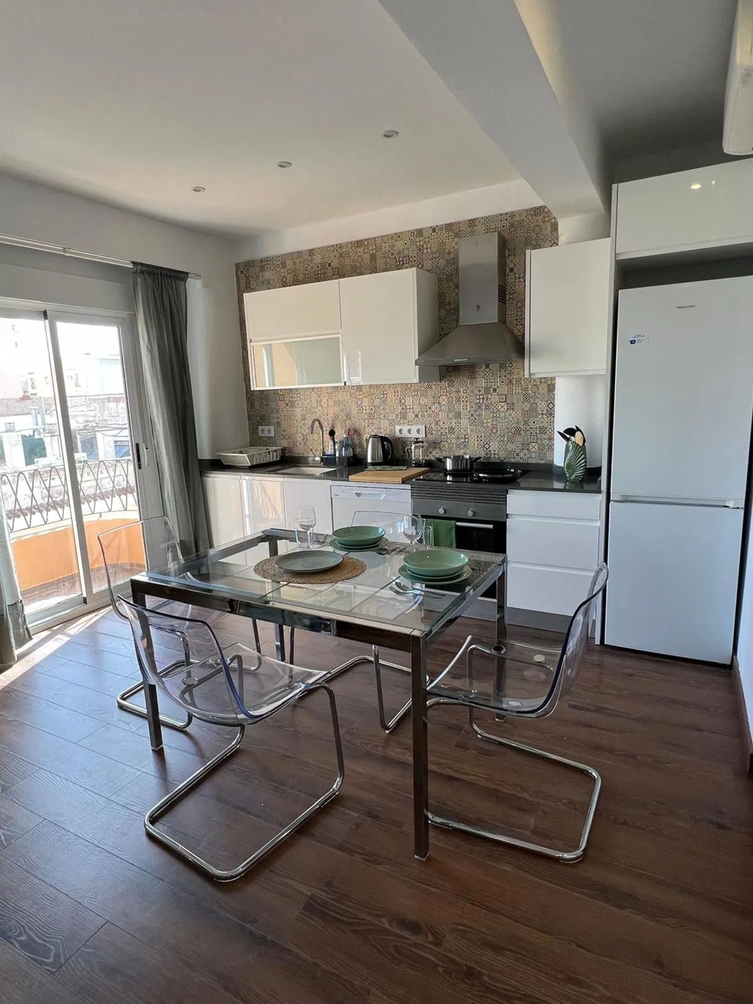 Piso en Barrio El Cabanyal-El Canyamelar - Foto 1