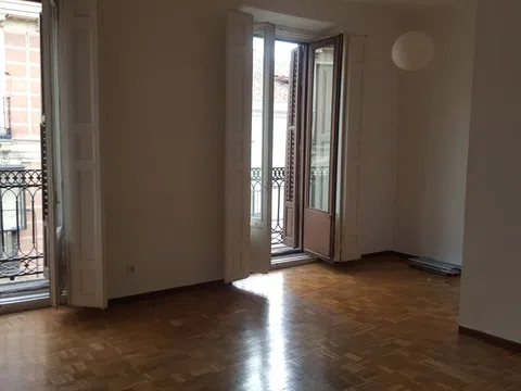 Piso en calle de Fuencarral, 23