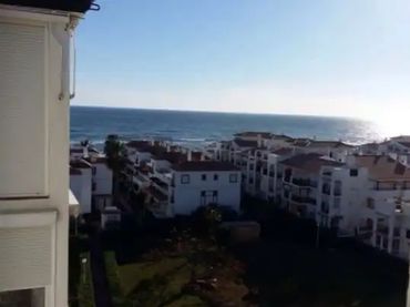 Piso en  Avenida Costa del Sol 1 - Foto 1