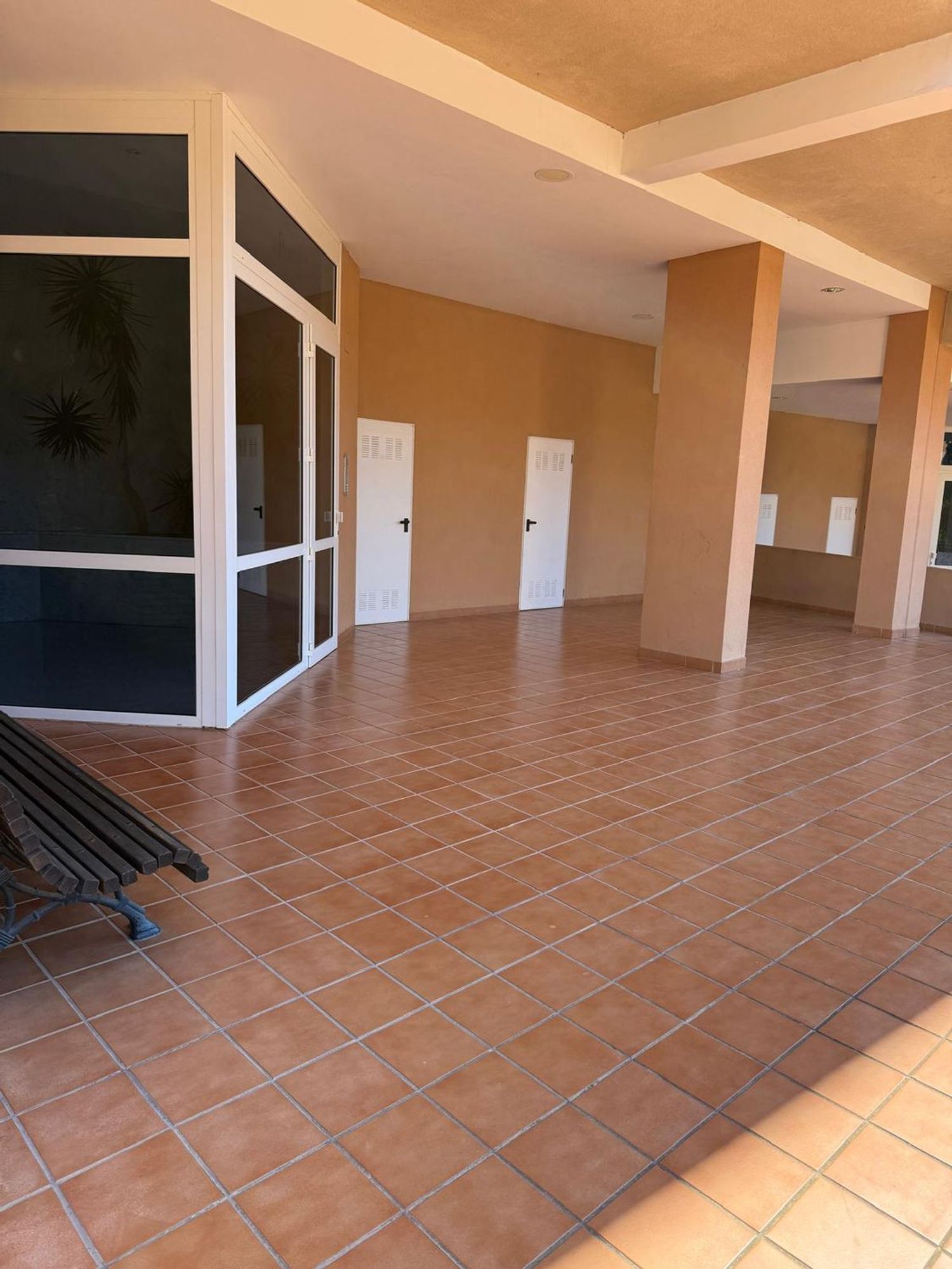 Piso en Paseo de Miramar - Foto 2