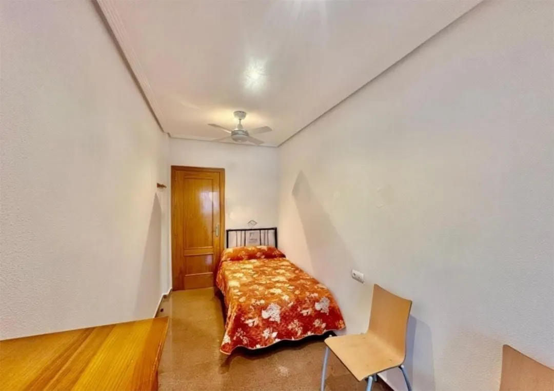 Piso en  Avinguda Sant Francesc 78 - Foto 6