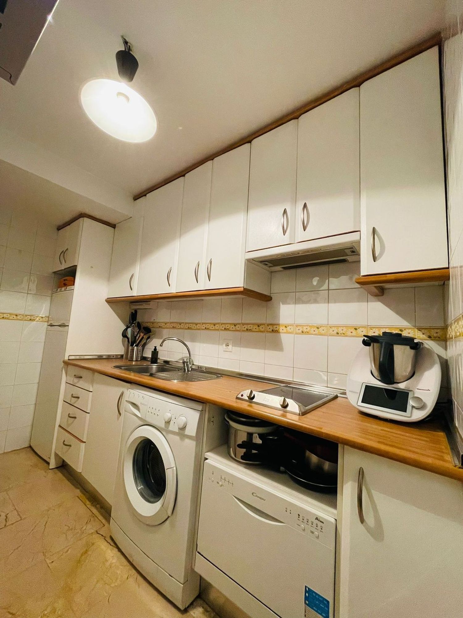 Piso en calle de María de Guzmán, 29 - Foto 14