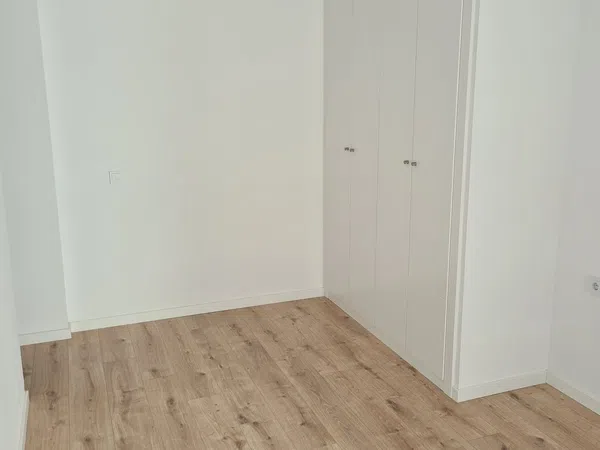 Piso en Avenida de Velázquez, 93, Los Guindos - Parque Mediterráneo - Santa Paula - Foto 8