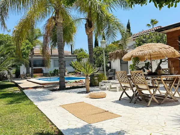 Casa o chalet independiente en Avenida de Miguel Lacha Reina, 1, Pinos de Alhaurín, Pinos de Alhaurín - Foto 1