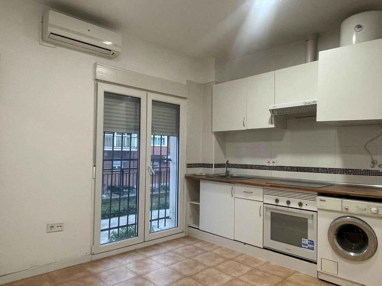 Piso en calle de Gonzalo de Berceo, 15 - Foto 18