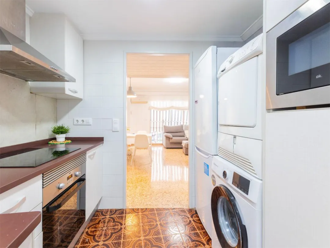 Piso en  Carrer de Yecla 19 - Foto 16