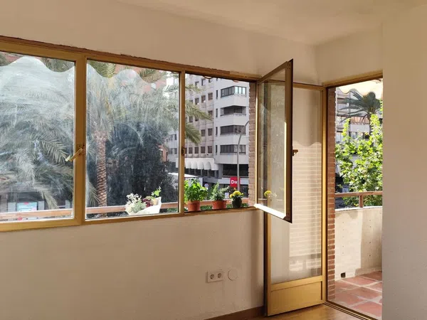 Piso en Avenida oscar espla, 26, Ensanche-Diputación - Foto 4