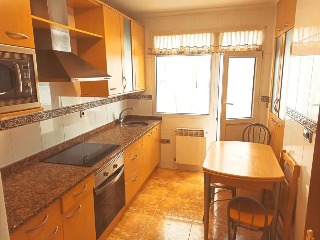 Piso en  Herminio Madinaveitia Kalea 7 - Foto 3