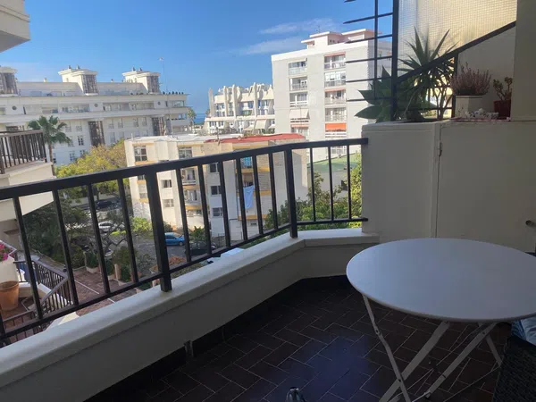 Piso en calle de Ramón Gómez de la Serna, 17 - Foto 4