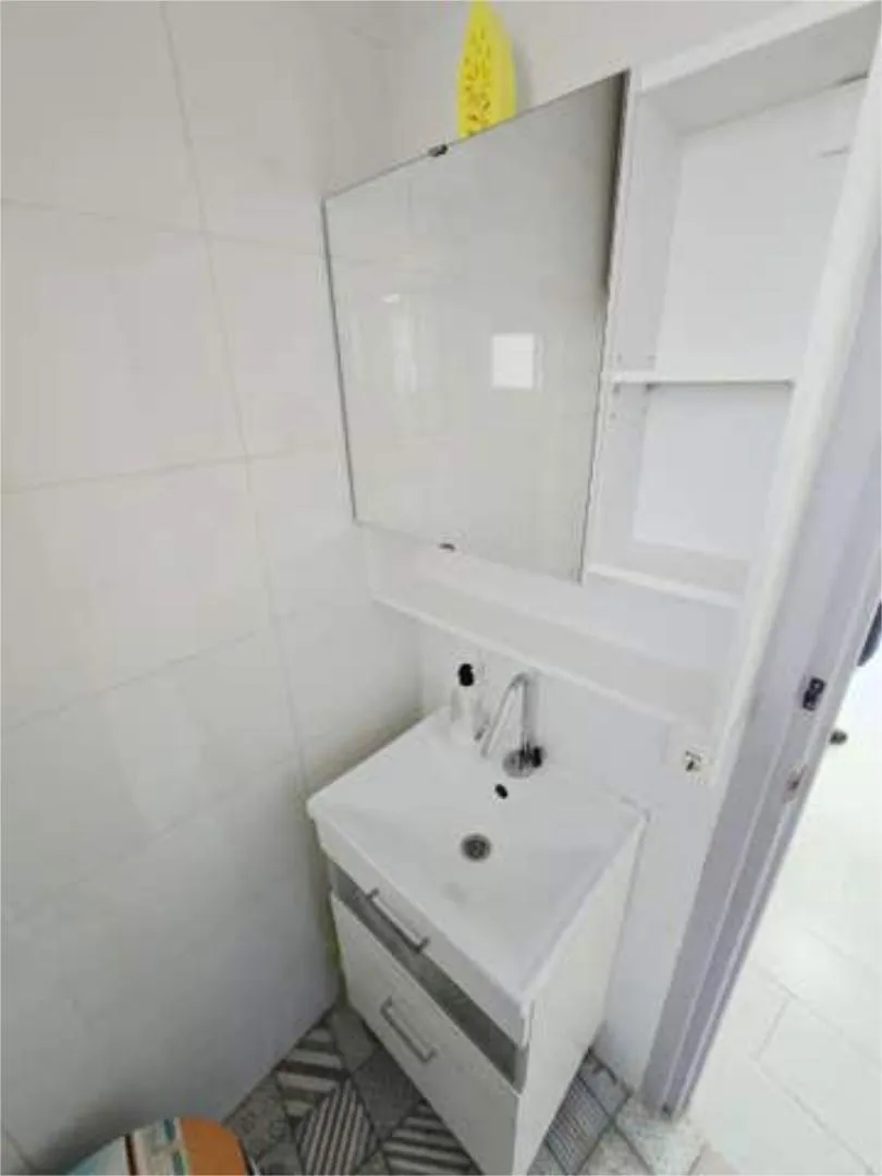 Estudio en HOTEL VICTORIA,H PRINCESA,MERCADONA - Foto 8