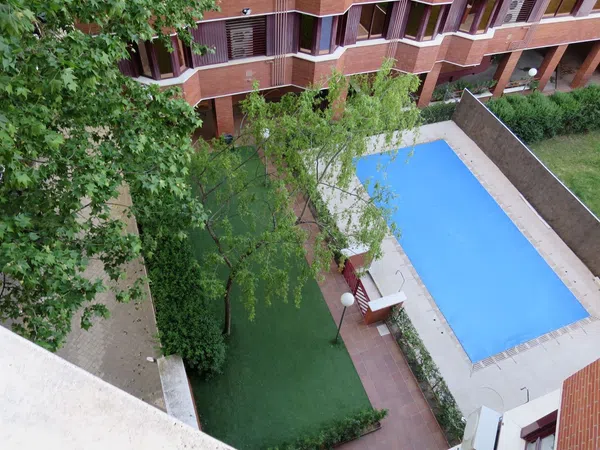 Piso en calle de Caleruega, 72