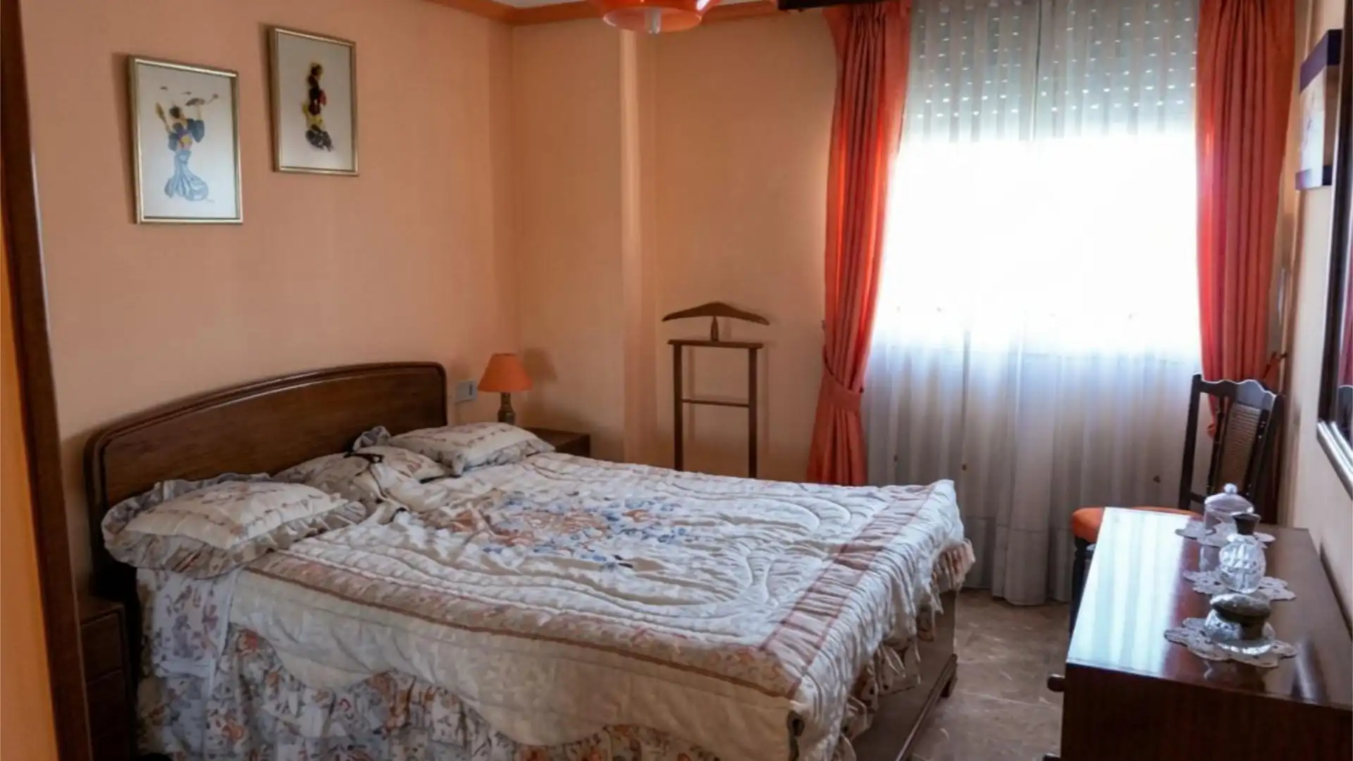 Piso en  Carrer de Carcaixent 4 - Foto 8