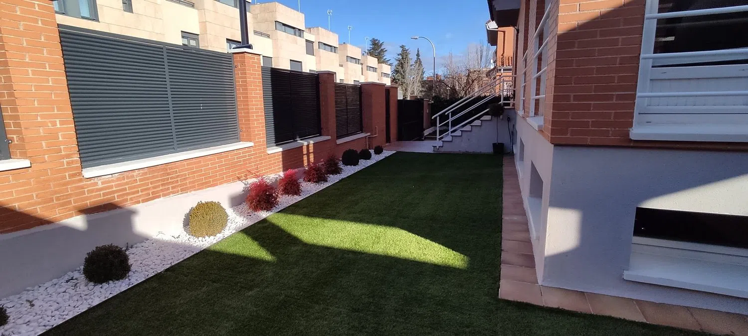 Chalet pareado en calle de Álvaro Cunqueiro, 32 - Foto 5