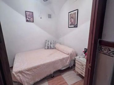 Casa adosada en  Travesía Fuente del Castaño 15 - Foto 5