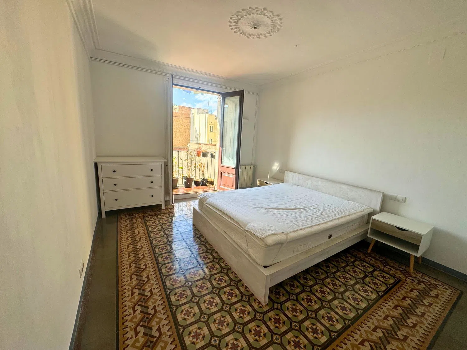 Piso en calle de Josep Anselm Clavé, 13 - Foto 3