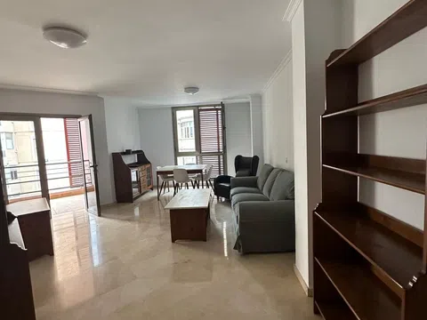 Piso en calle Daoiz, 25