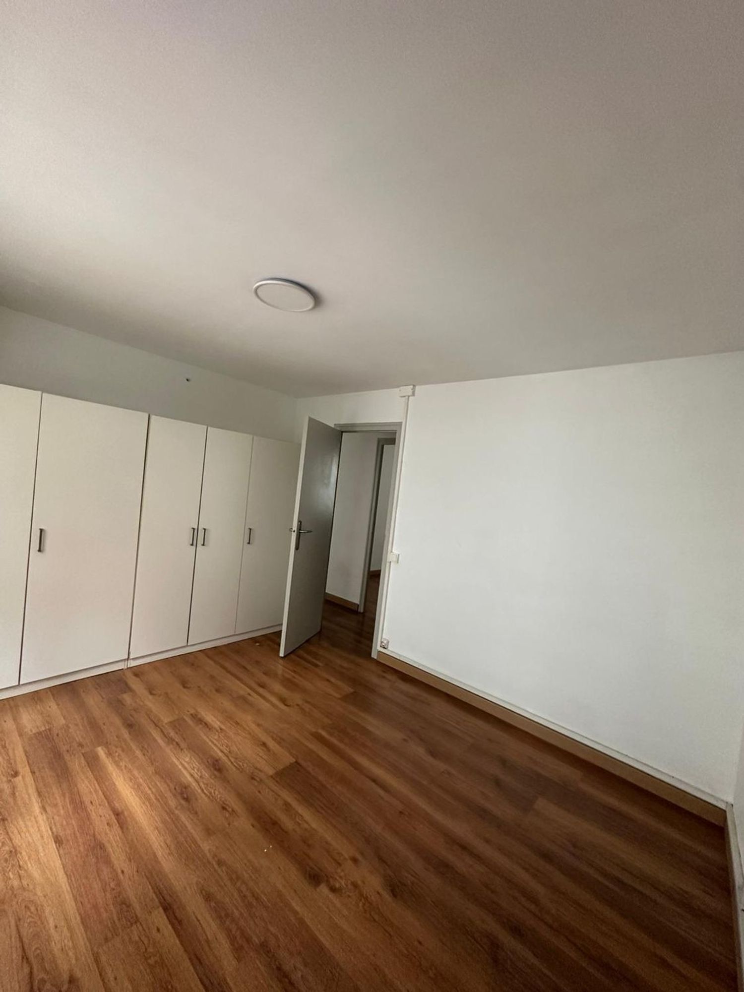 Piso en calle de Josep Sangenís, 50 - Foto 8