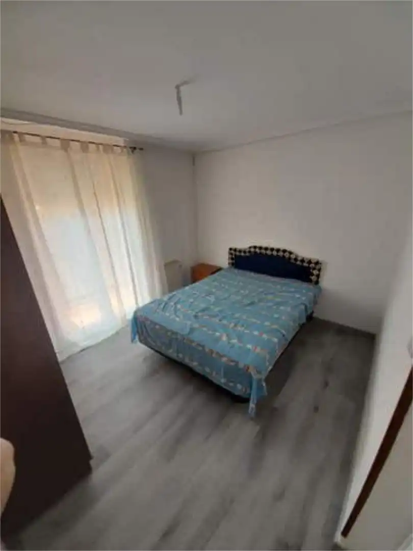 Piso en Campo de la Juventud - Foto 5