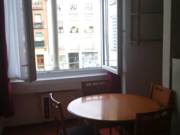 Estudio en calle Lavapiés, 26