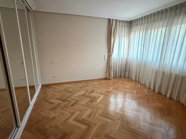 Chalet adosado en Avenida Emilio Arrieta, 5 - Foto 6