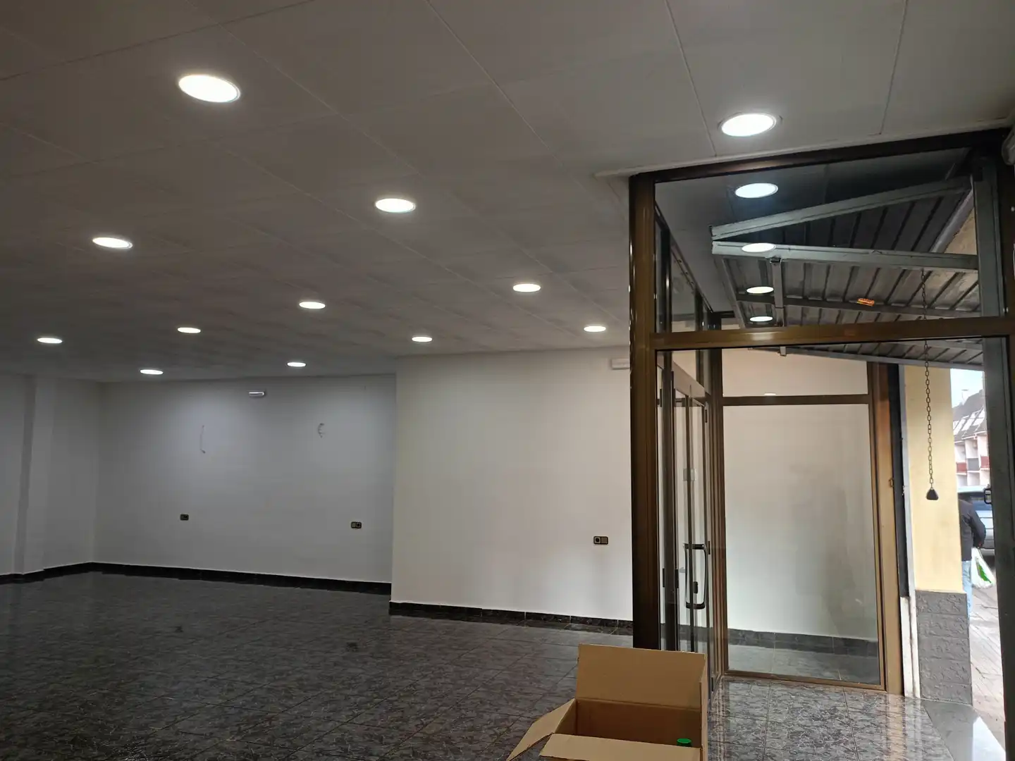 Local comercial en Terrassa - Foto 4