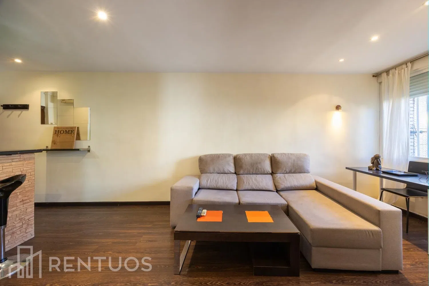 Piso en calle de Cebreros - Foto 1