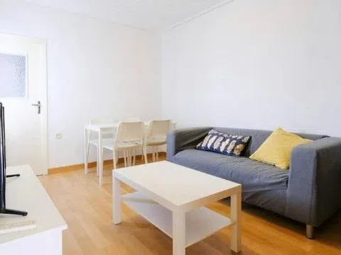 Piso en calle Jose Atxotegi, 26