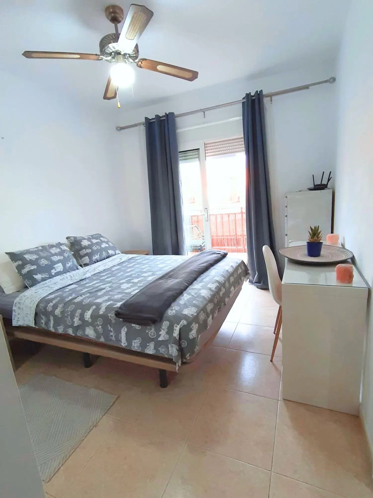 Chalet adosado en Barrio Playa del Duque - Foto 7