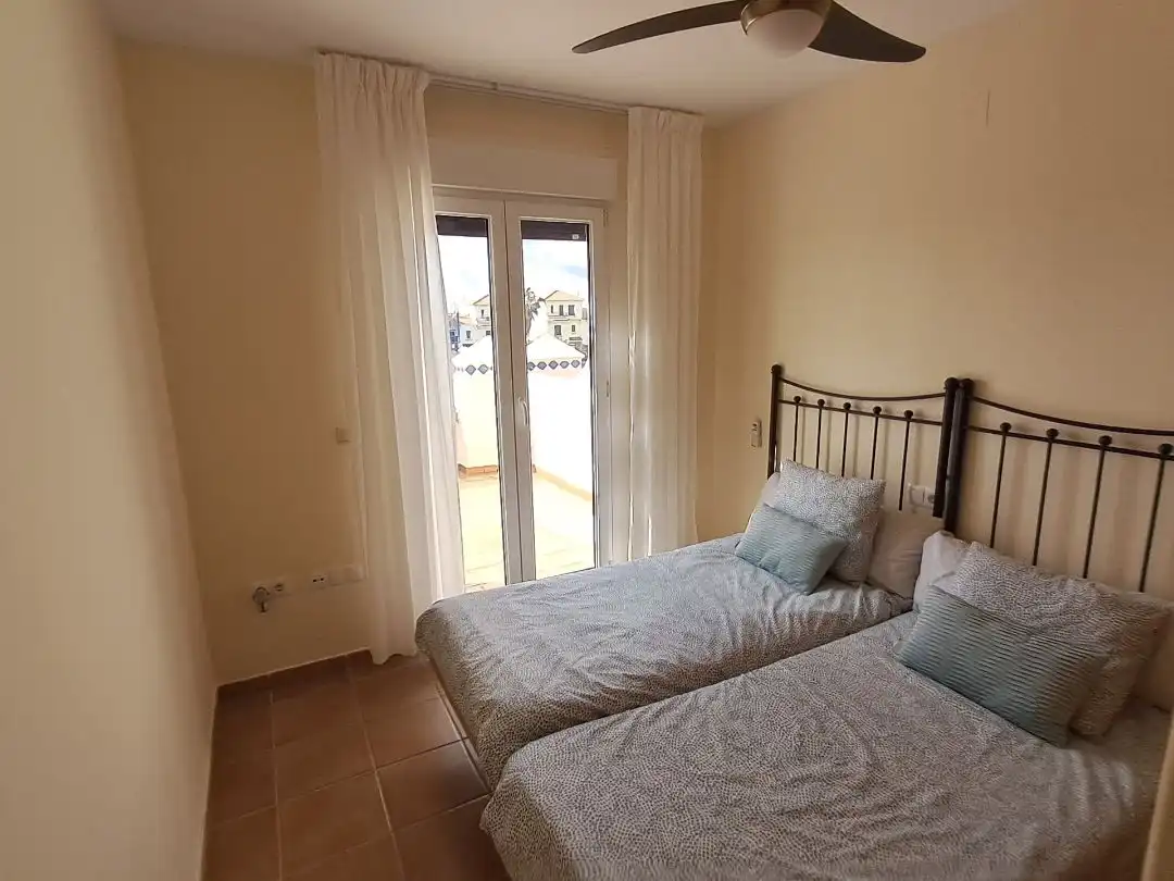 Casa adosada en  Avenida Rosalía de Castro 5 - Foto 15